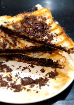 A picture of Chocolate Cheese Panini.