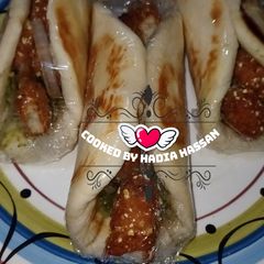 A picture of Chicken fingers roll.