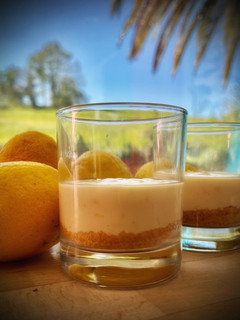 Una foto de Mousse de limón en vasito