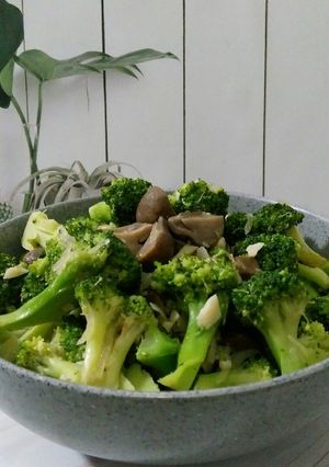 Foto resep Cah Brokoli Jamur