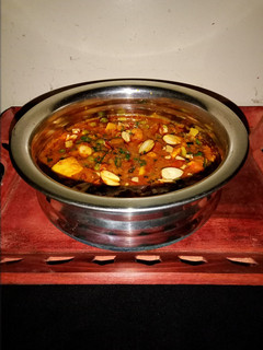 वेज निजामी हांडी (Veg Nizami Handi recipe in Hindi) रेसिपी मुख्य फोटो