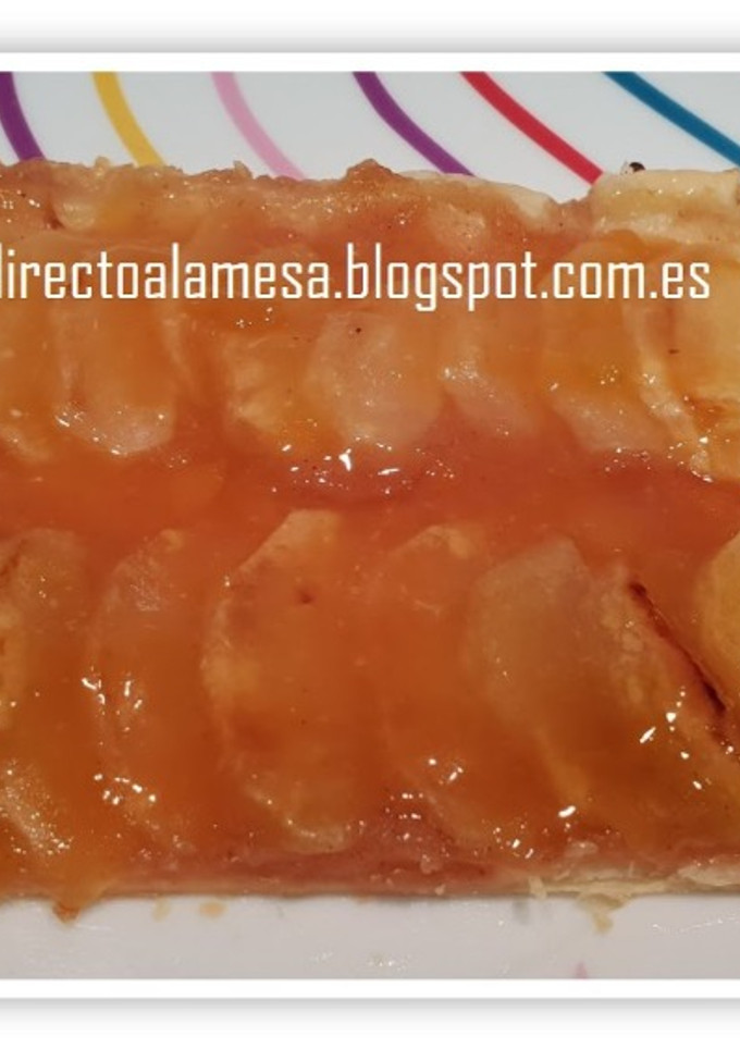 Una foto de Tarta de manzana en hojaldre y con compota