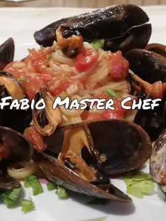 Foto di Spaghetti con Cozze e Pomodori Freschi