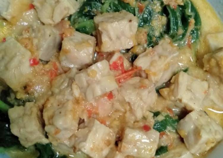 Tempe Bayam masak santan