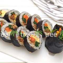 Kimbab 🇰🇷💜🇮🇩 রেসিপির প্রধান ছবি