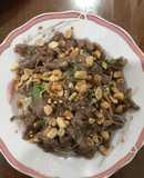 Nộm thịt bò nấm kim