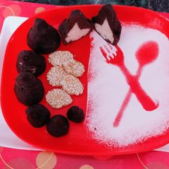 A picture of Oreo modak.