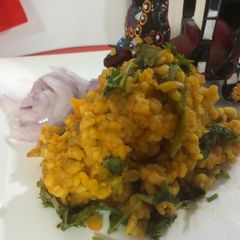 A picture of Moung dum daal.