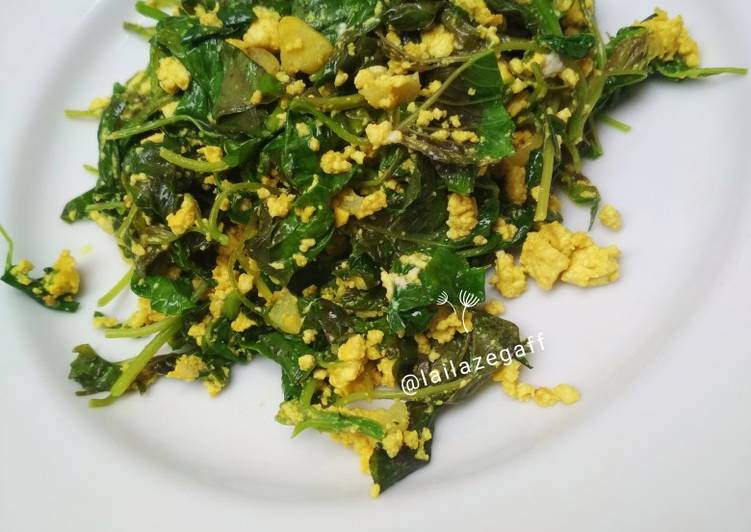 step by step Menyiapkan Vegan Scrambled Egg Jadi, Enak Banget