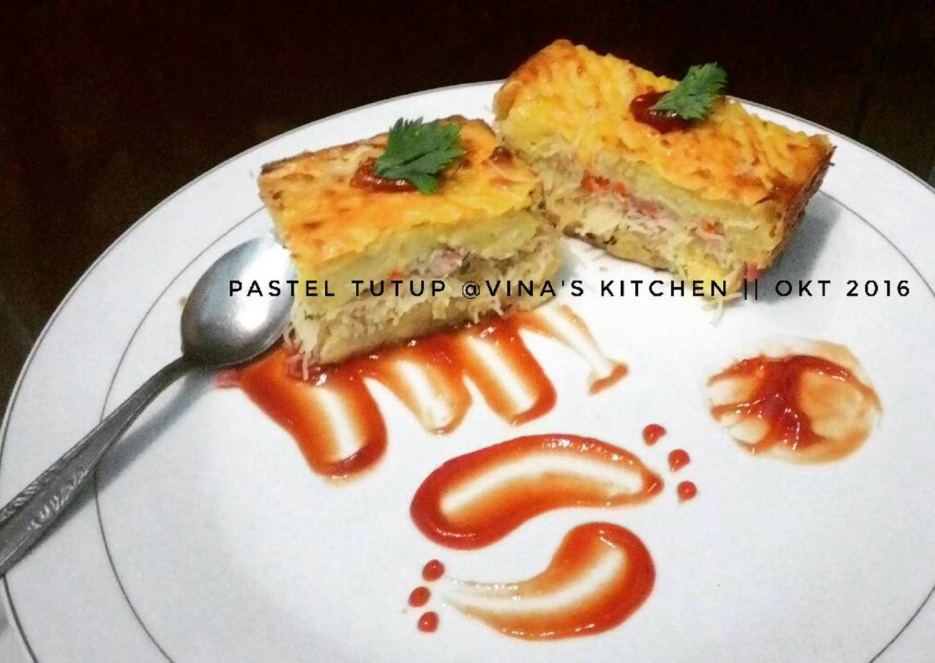 Pastel tutup klasik panggang