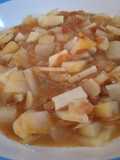 Caldillo de papas con machaca (carne seca)
