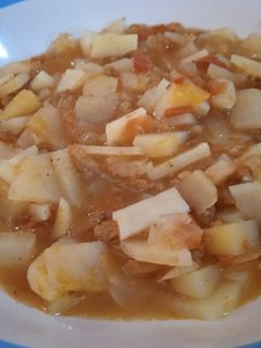 A picture of Potato Stew with Machaca (Dried Beef).