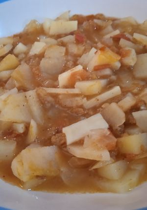 A picture of Potato Stew with Machaca (Dried Beef).