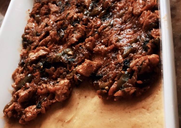 صينية بطاطس بالدجاج بتعجبكم اكيد 😋😋😋😋😋