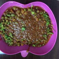 A picture of Peas Curry Masala with Aloo.