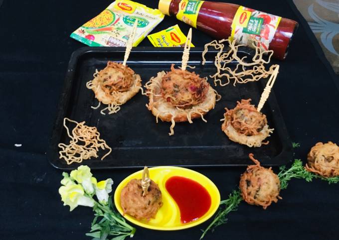 Step-by-Step Guide to Make Traditional Maggi Pakoras Katoris for Diet Food