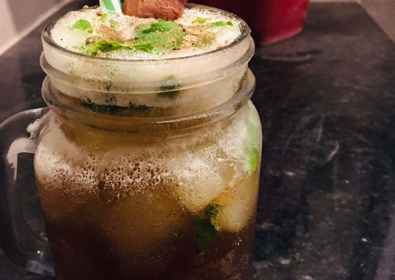 Sugarcane juice with mint