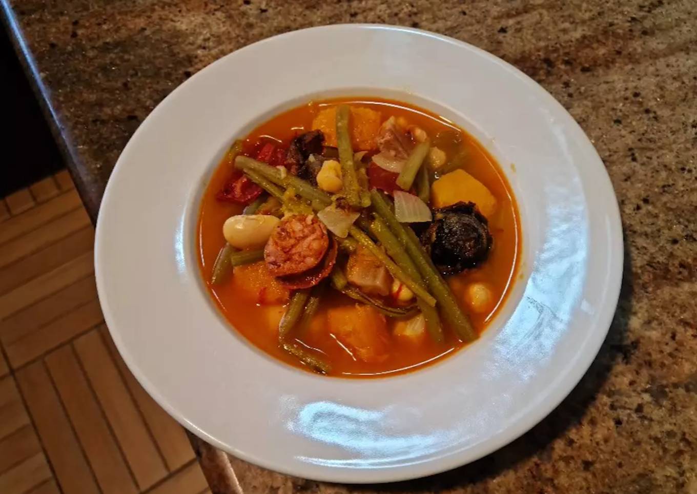 Tagarnina fusionadas con un aire asturiano