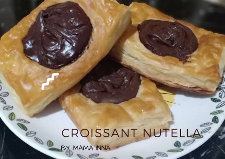 Croissant nutella