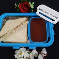 A picture of Lunch Box (Mayonnaise Sandwich).