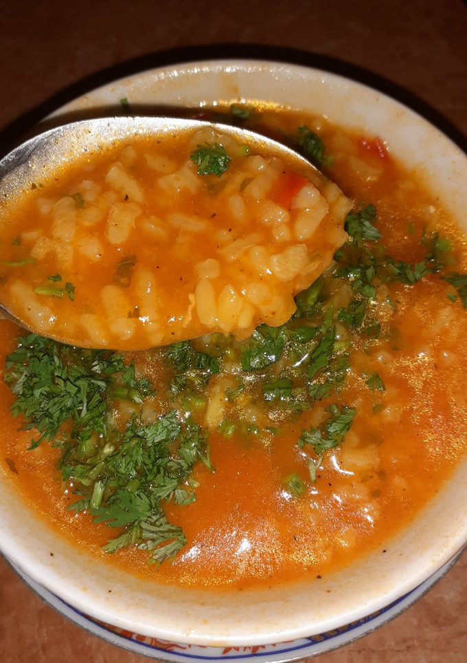 Una foto de Arroz con pollo 🍛🍛🍛🍛