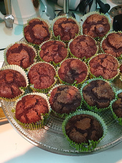 Una foto de Magdalenas de chocolate sin gluten y sin huevo