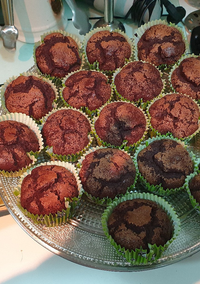 Una foto de Magdalenas de chocolate sin gluten y sin huevo
