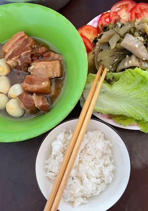 Hình của món Thịt kho trứng cút nước dừa.🤗 kho bằng nồi cơm điện siêu tiện lợi.