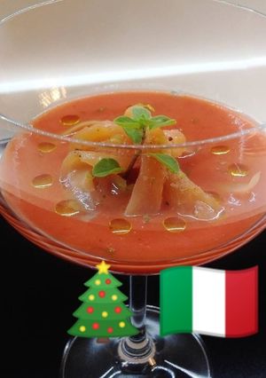 Piros gyümölcs gazpacho füstölt lazaccal-inspiráció Tony Mazzanobile konyhájából recept fotója