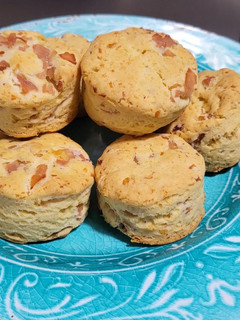 Una foto de Scones de jamón sin gluten