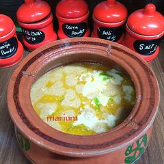 A picture of White cheese handi.