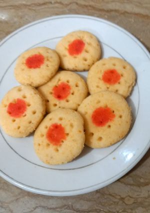 A picture of Biscuits tang flavour🍊🫓🫓🍊.