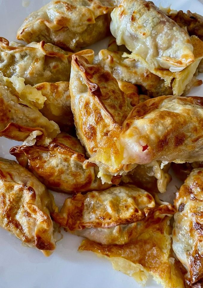 Una foto de EMPANADAS ARGENTINAS 🥟🇦🇷