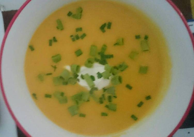 My Grandma Roast pumpkin soup