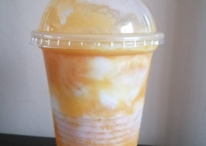 Mango Yoghurt Milkshake