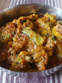 કારેલા મસાલા (Karela Masala Recipe In Gujarati) રેસીપી મુખ્ય ફોટો