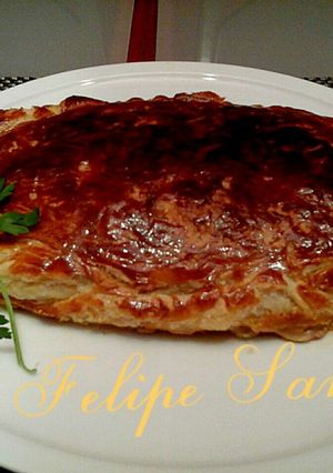 Foto principal de Pastel de hojaldre de pollo y champiñón.