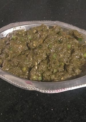 A picture of Sarso ka saag.