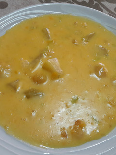 Una foto de 🇲🇽"Sopa de queso mejicana" vegana 🧀