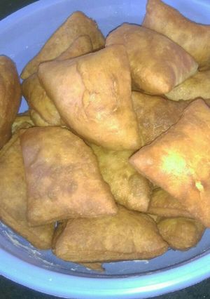 A picture of Mahamri.