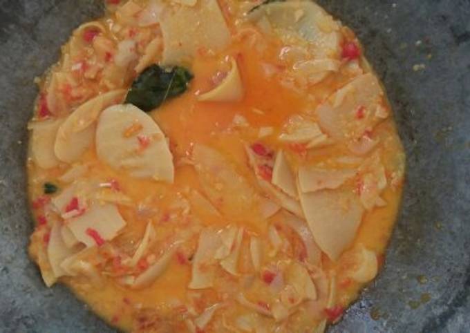 Cara Gampang Menyiapkan Sayur Santan Rebung yang Sempurna