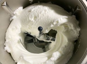 Foto principal de Montar claras en Thermomix