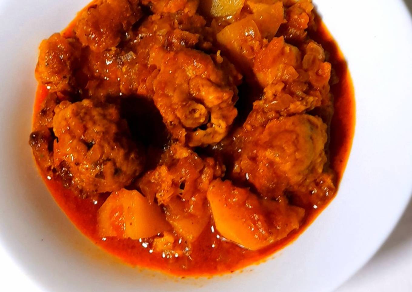 Amritsari Aloo Wadiyan Curry