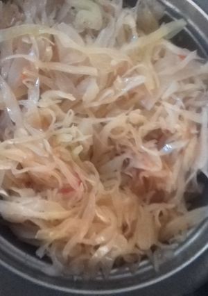 A picture of Cooked Cabbage.