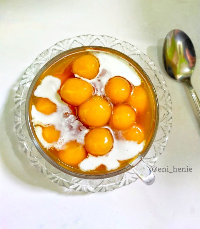 Yetuk fotosuratlardagi yalangoch ayollar