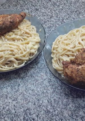Una foto de Pollo Alfredo
