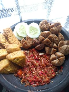 Foto resep Bakso goreng sambal penyet