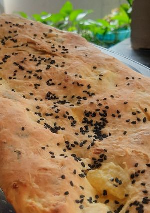 عکسی از دستور نان سیب زمینی و سیر