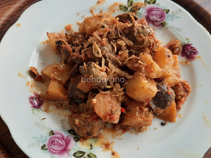 Cara Gampang Membuat 45.Balado kentang ati ampela yang Enak Banget