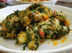 Hình của món Rạm rim lá lốt.